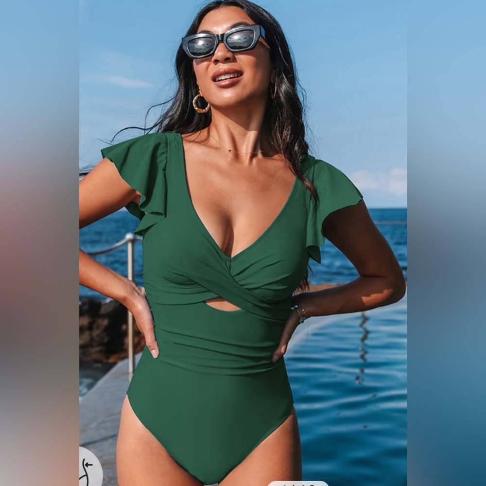 NWT Cupshe Emerald Green Flutter Sleeve Tummy Control 1 Piece Size Medium